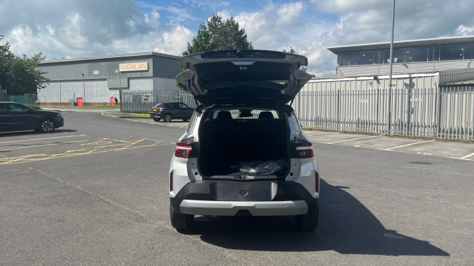 Vauxhall Frontera 1.2 Hybrid [110] Ultimate 5dr e-DCT6 Petrol Estate - Image 4